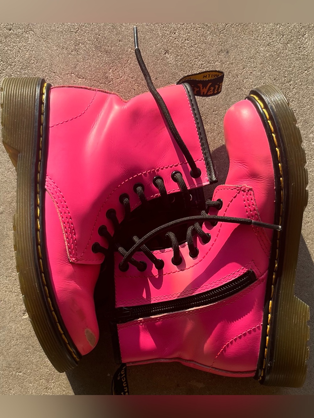 Dr. Martens kids Bright Pink Leather Lace-Up Boots